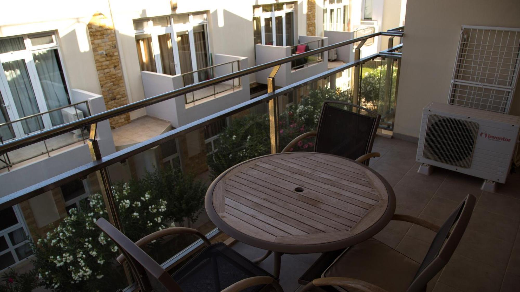 Lagada Resort Makrýgialos Eksteriør bilde