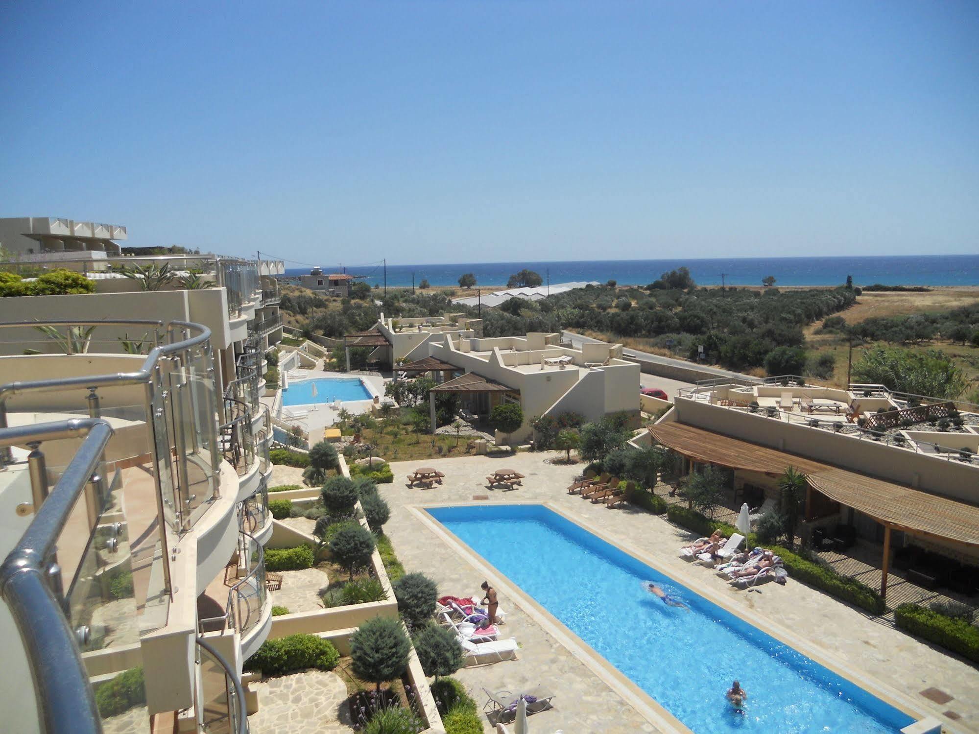 Lagada Resort Makrýgialos Eksteriør bilde
